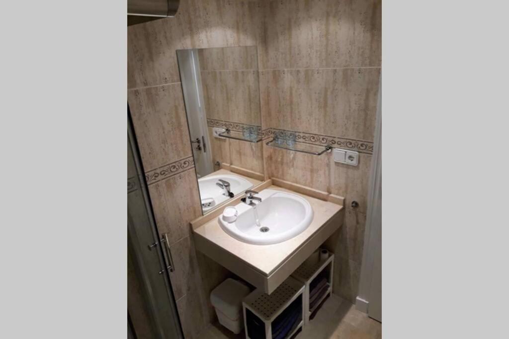 Beautiful Apartment In Duquesa Suites And Gardens Castillo de Sabinillas Zewnętrze zdjęcie