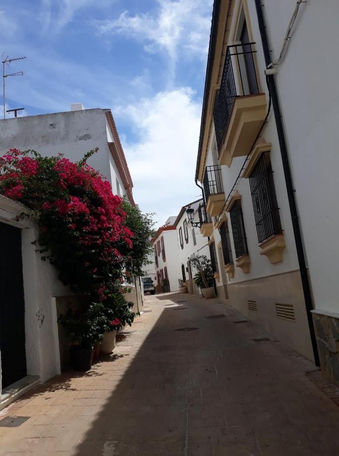 Beautiful Apartment In Duquesa Suites And Gardens Castillo de Sabinillas Zewnętrze zdjęcie